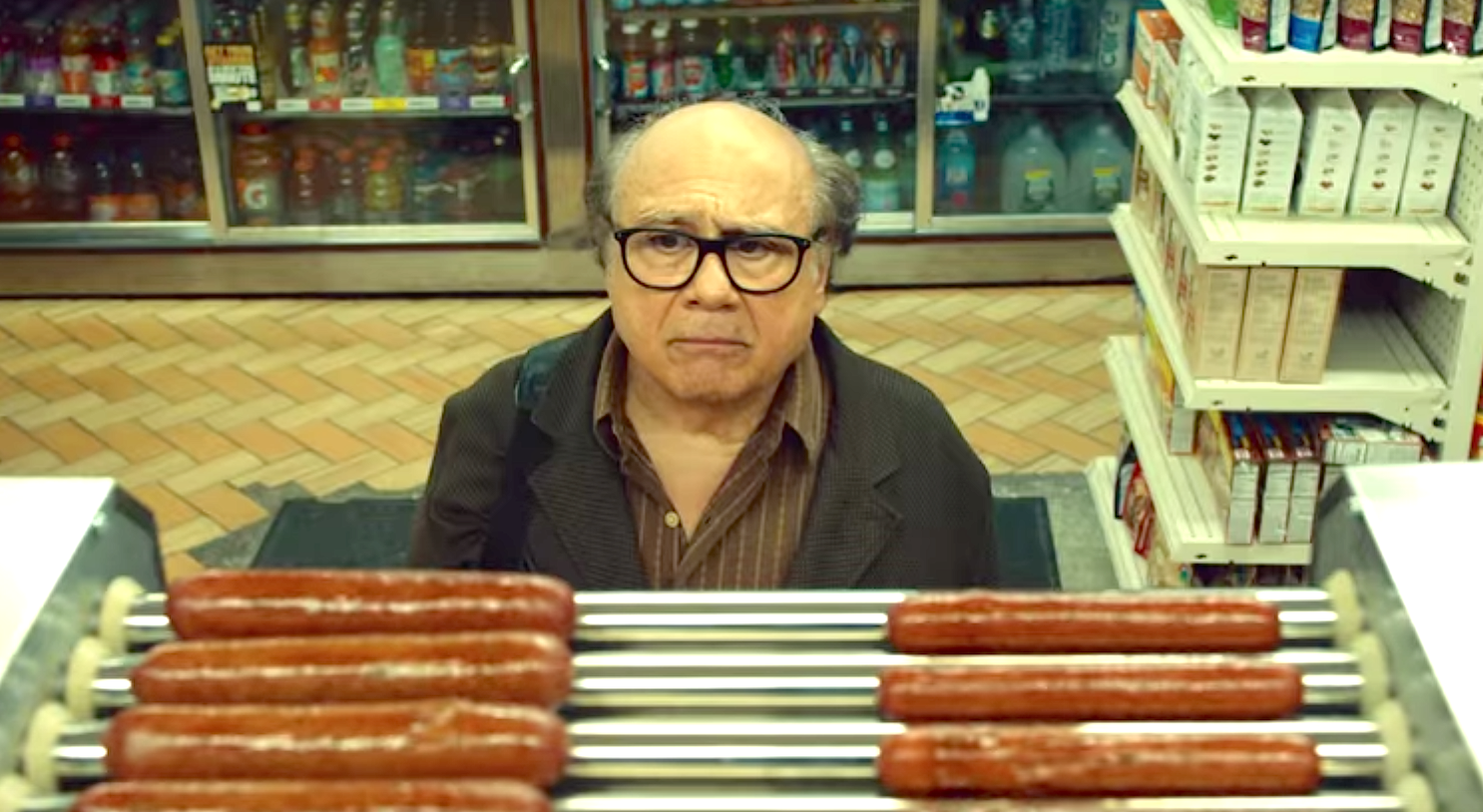 Wiener-Dog (2016), Danny DeVito