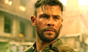 EXTRACTION (2020): New Trailer From Chris Hemsworth, David Harbour ...